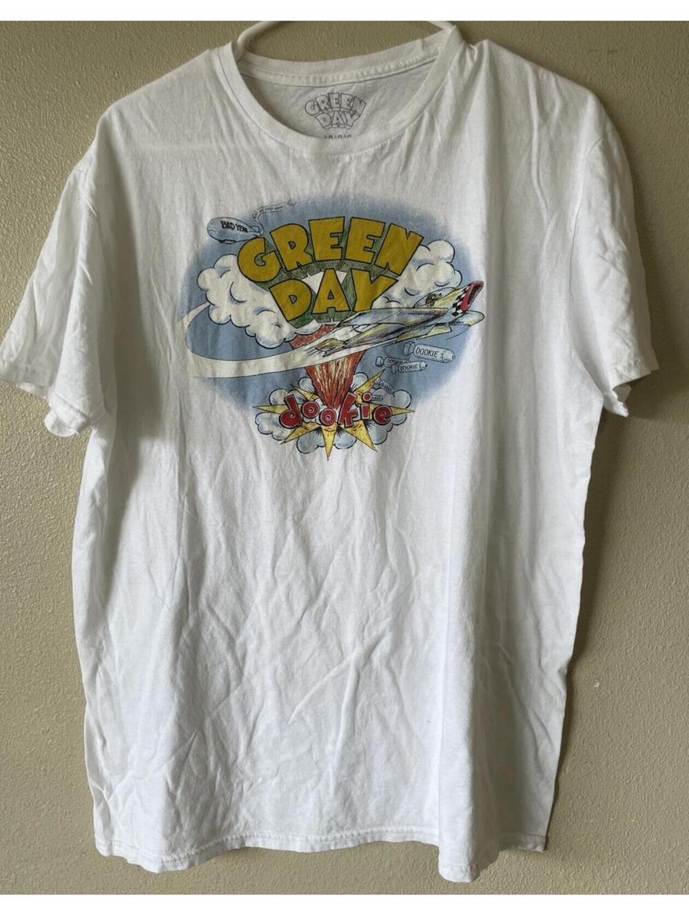 Green Day Large White Short Sleeve Tshirt  Men Unisex